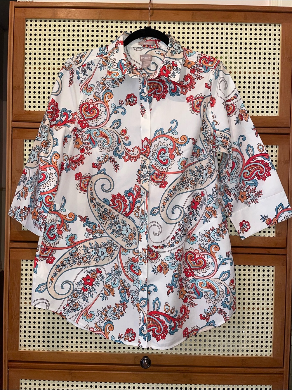 Chico’s No Iron Paisley Print Button-Down Tunic Medium Perfect Condition